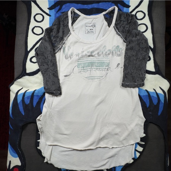 We The Free/Free People Asymmetrical Raglan T-Shirt White and Gray Lace Size M - Picture 1 of 7